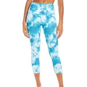 Zella Aero Reflect Run Cropped Leggings